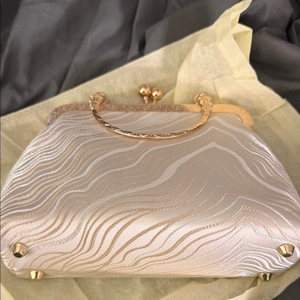 Elegant Cream and Gold Women's Handbag